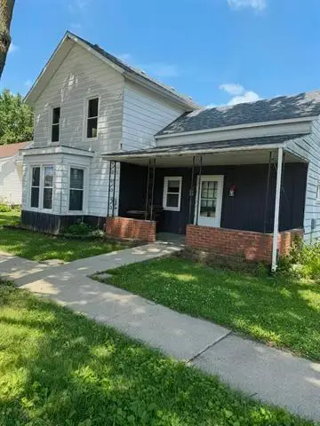 208 E Second Street, Leaf River, IL 61047 - #2