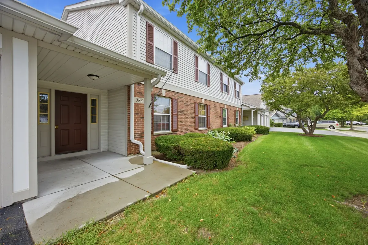 383 Woodview Circle #D, Elgin, IL 60120 - #1