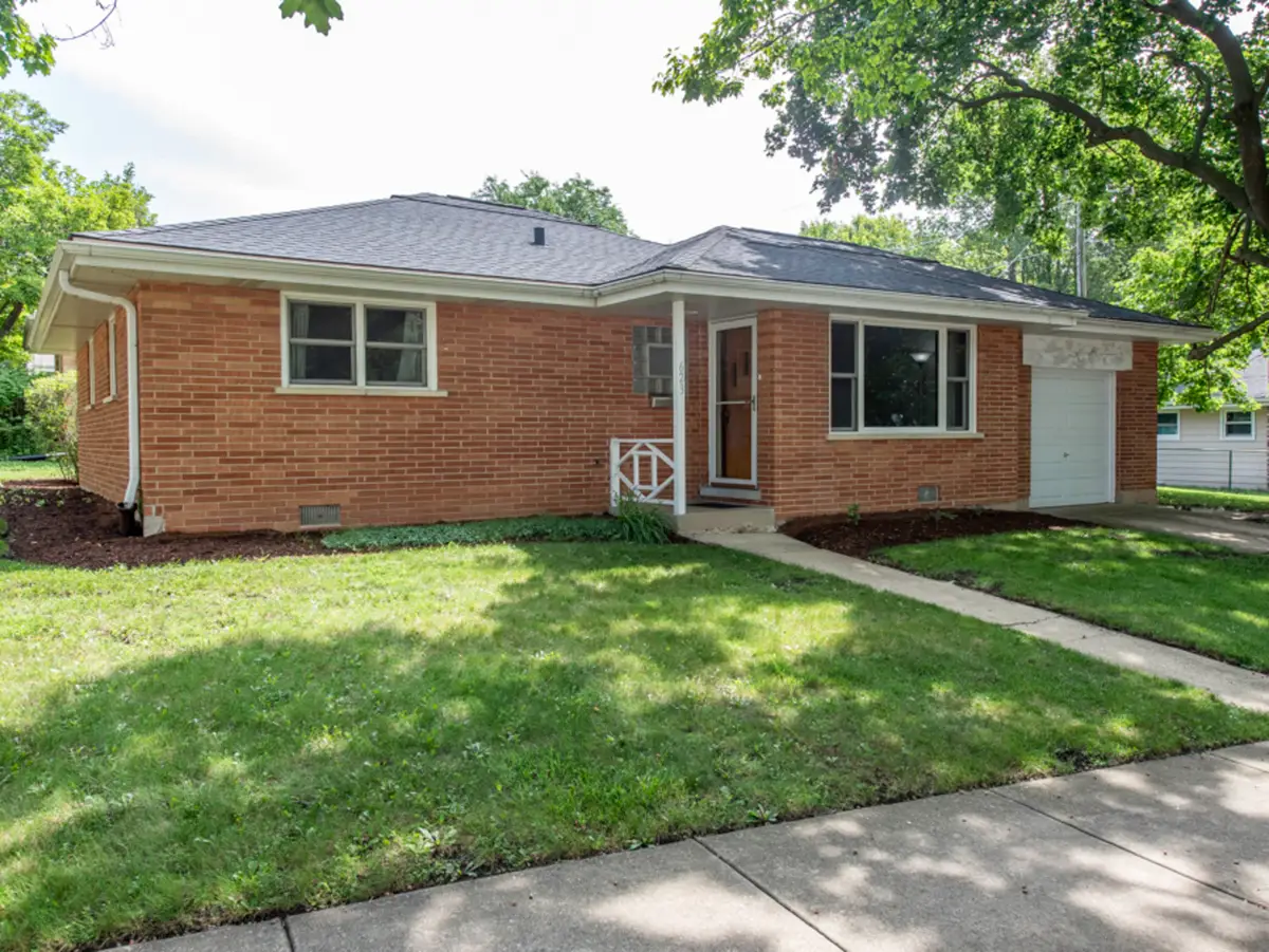 623 Mckinley Avenue, Mundelein, IL 60060 - #1