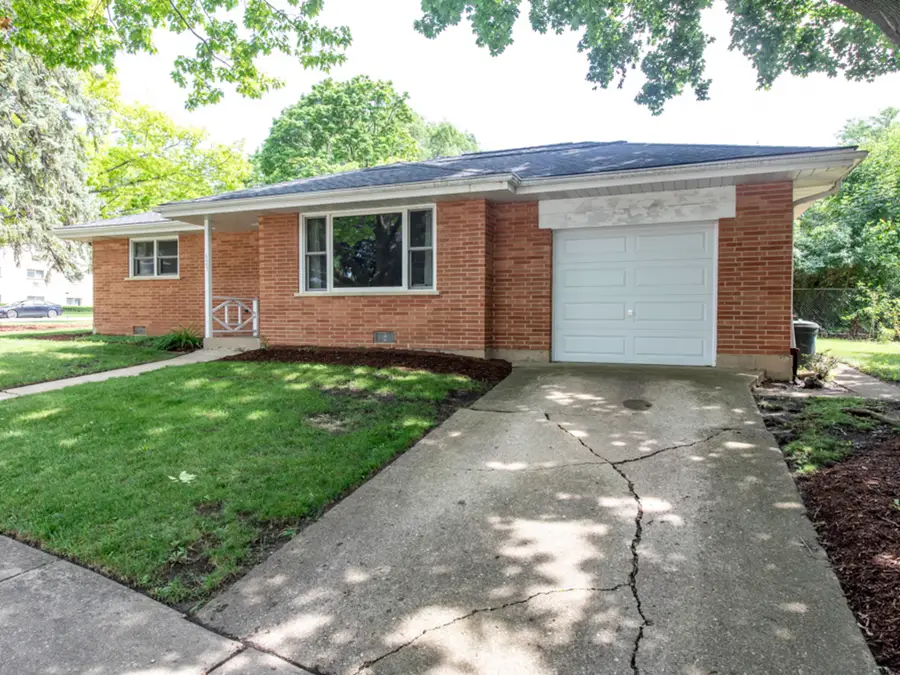 623 Mckinley Avenue, Mundelein, IL 60060 - #2