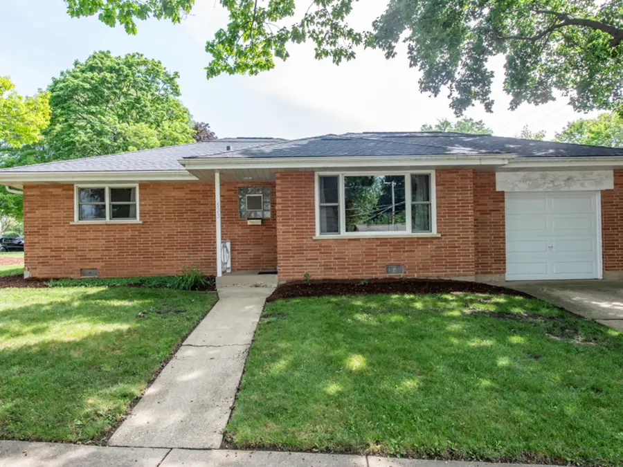 623 Mckinley Avenue, Mundelein, IL 60060 - #3