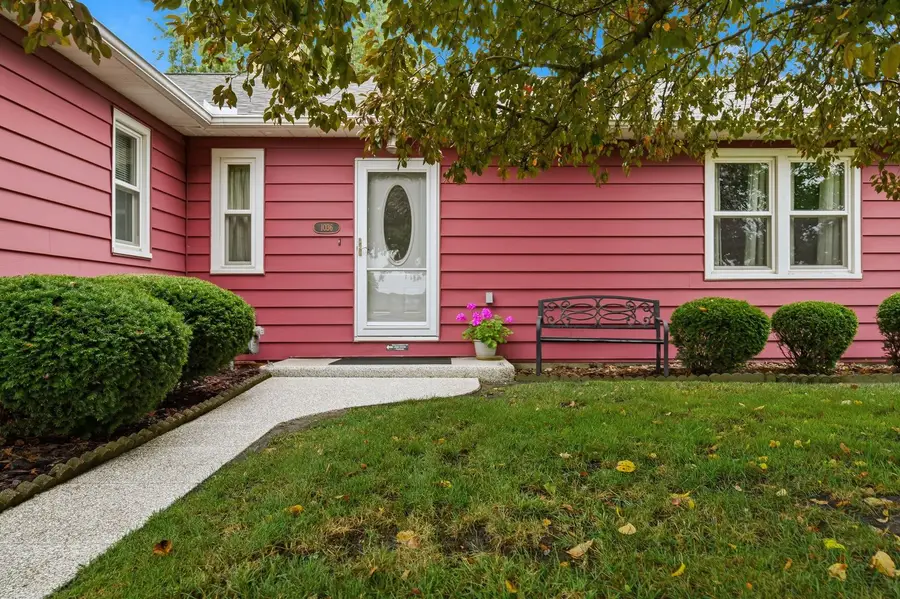 1036 E Howard Street, Pontiac, IL 61764 - #2