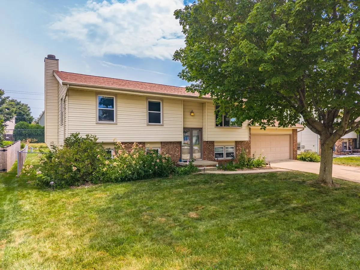 304 S Evergreen Lane, Bloomington, IL 61704 - #1