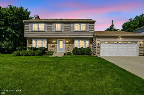 32 Timber Hill Road, Buffalo Grove, IL 60089