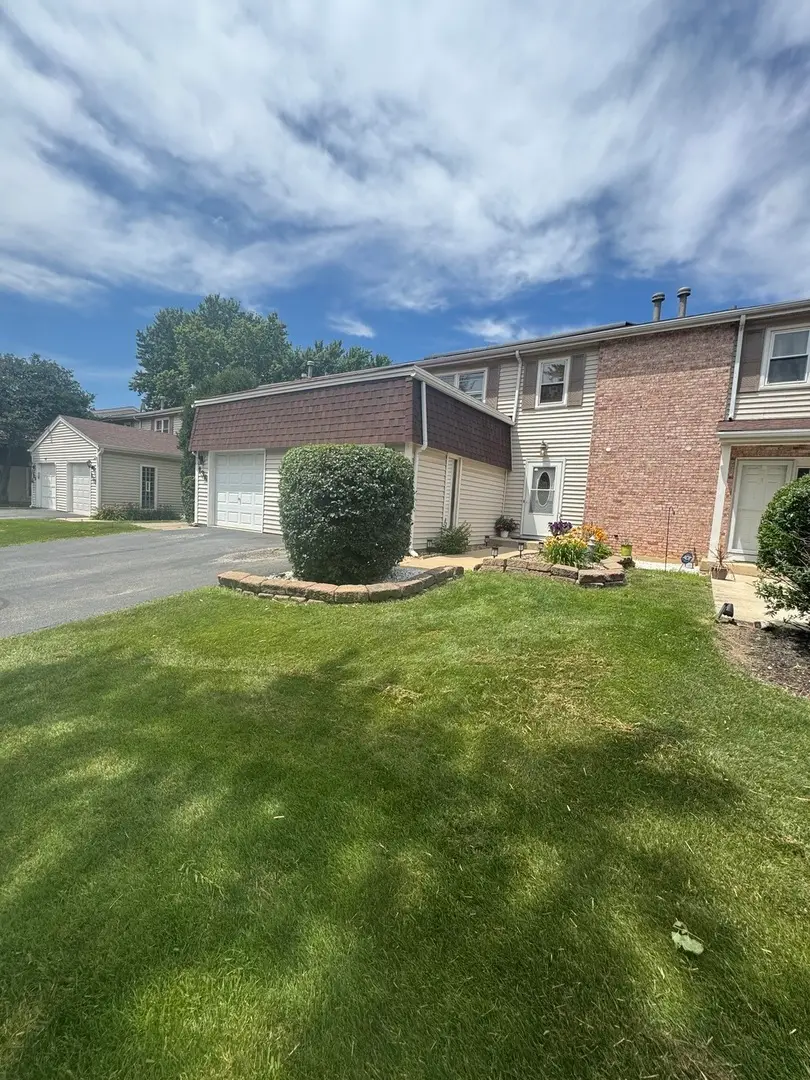 140 Julie Road, Bolingbrook, IL 60440 - #1