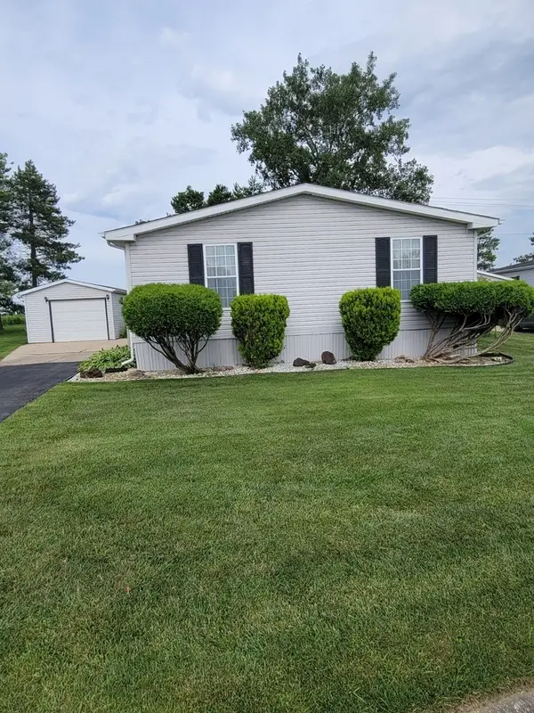 61 Partridge Lane, Beecher, IL 60401