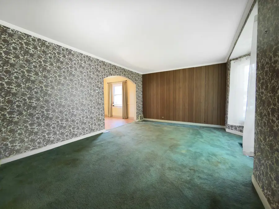 435 N Princeton Avenue, Villa Park, IL 60181 - #3