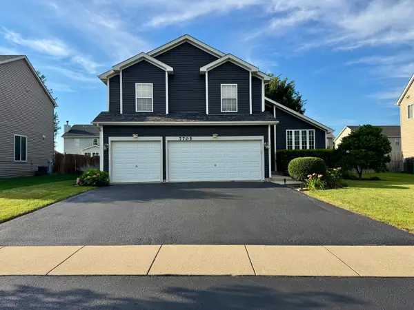 7705 Boxwood Lane, Plainfield, IL 60586