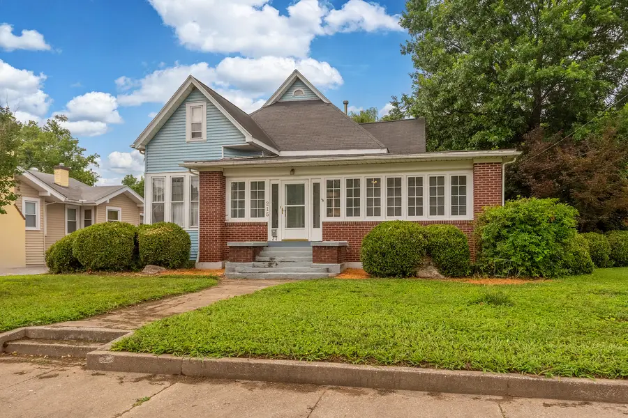 215 S 20th Street, Murphysboro, IL 62966 - #2