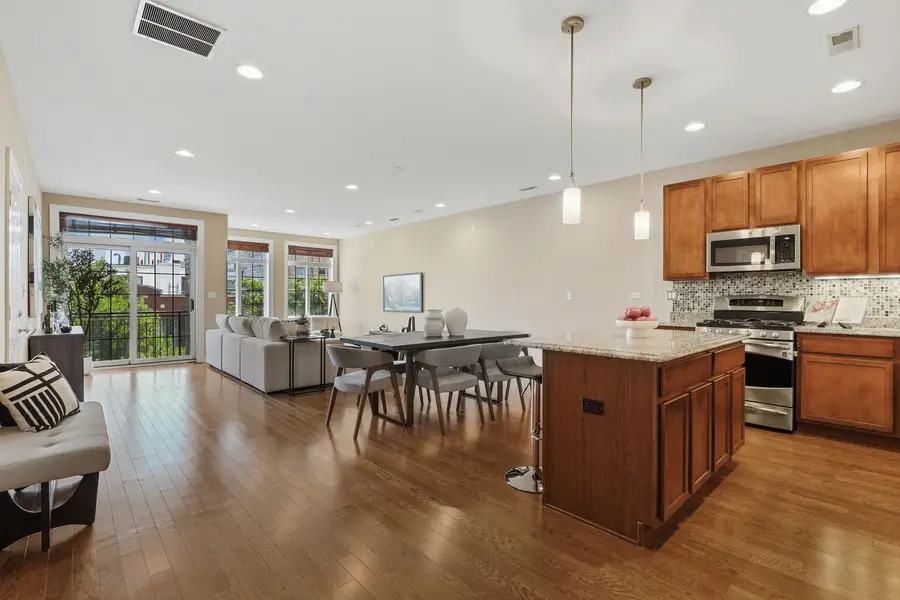 2936 N Lincoln Avenue #3S, Chicago, IL 60657 - #3
