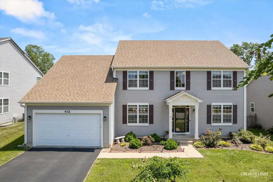 432 Bluegrass Parkway, Oswego, IL 60543 - #2