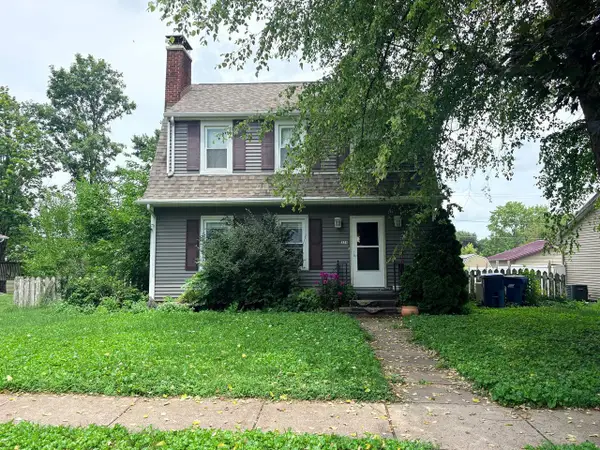 324 E Durant Street, Walcott, IA 52773