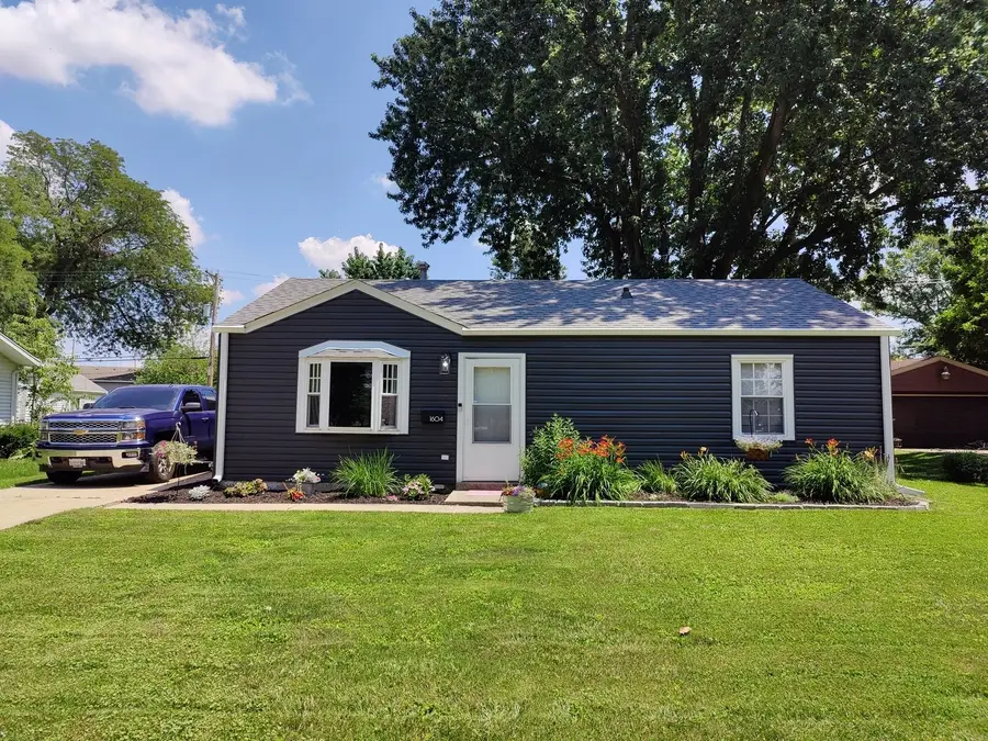 1604 Burry Circle Drive, Crest Hill, IL 60403 - #2