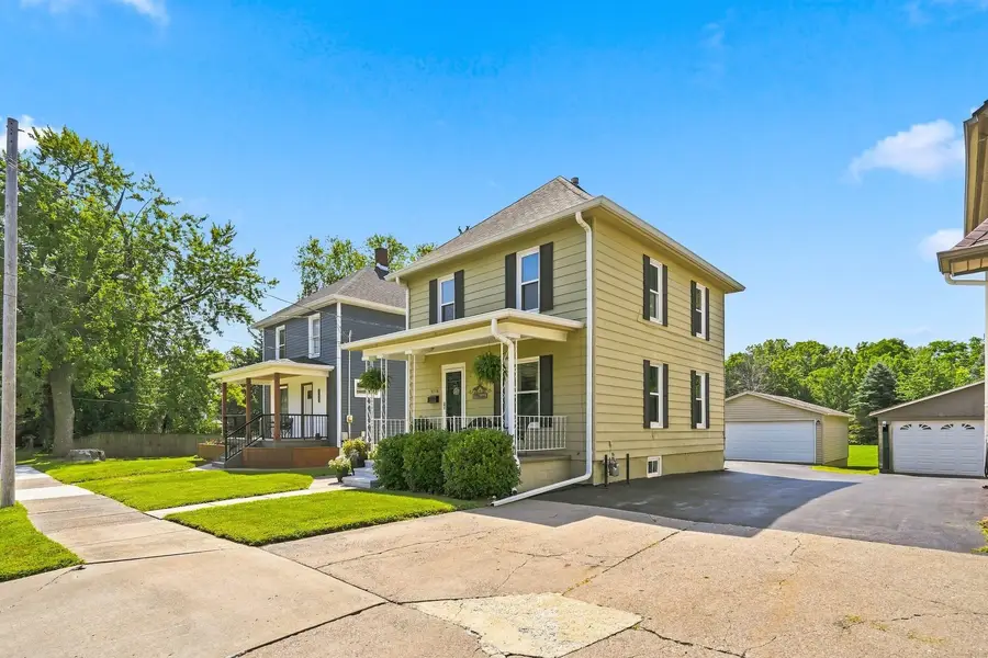 1716 28th Avenue, Moline, IL 61265 - #2