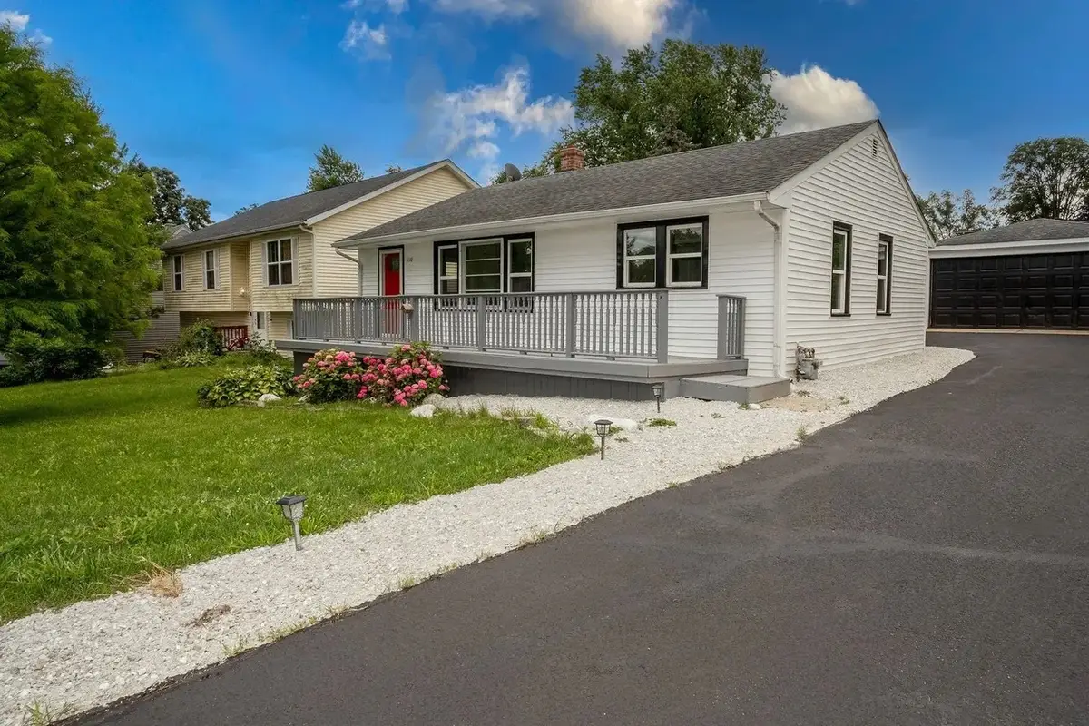 110 Hunters Path, Lake In The Hills, IL 60156 - #1