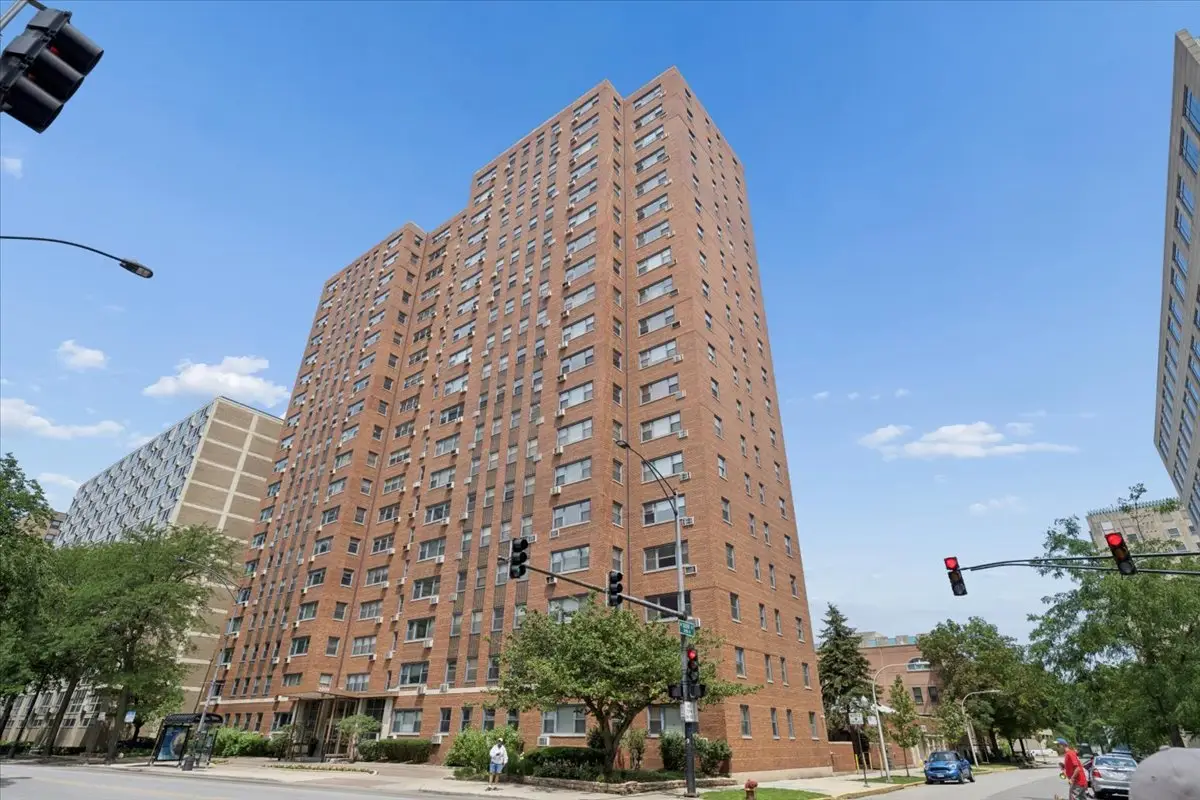 2909 N Sheridan Road #1201, Chicago, IL 60657 - #1