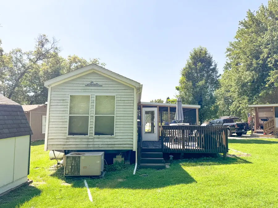 9/67 Woodhaven, Sublette, IL 61367 - #3