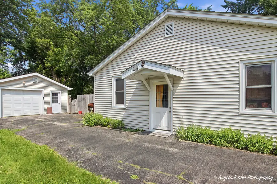 1019 N Madison Street, Woodstock, IL 60098 - #3