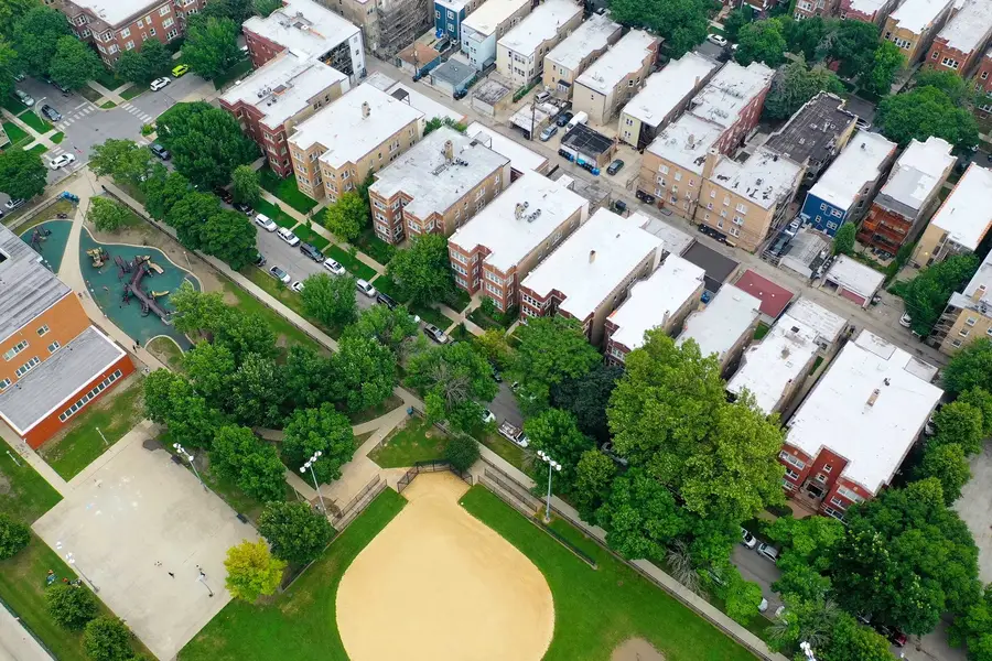4621 N Lawndale Avenue, Chicago, IL 60625 - #2