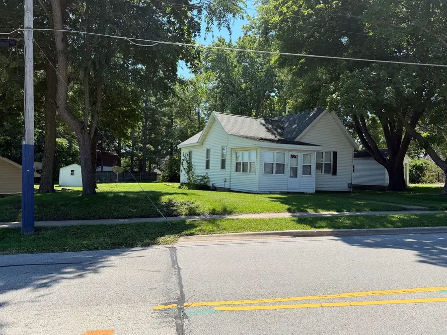 103 E State Street, Mahomet, IL 61853 - #2