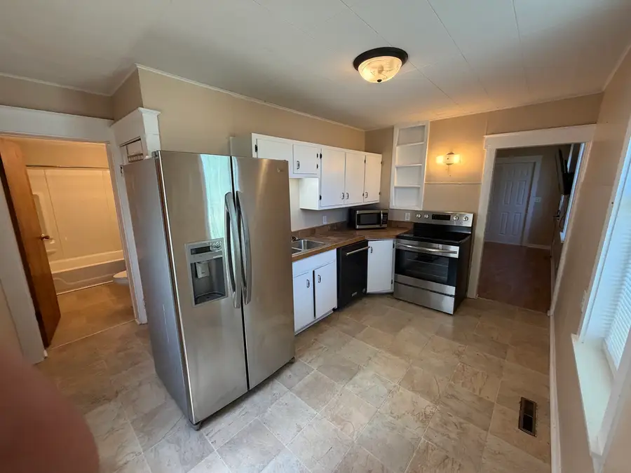 103 E State Street, Mahomet, IL 61853 - #3