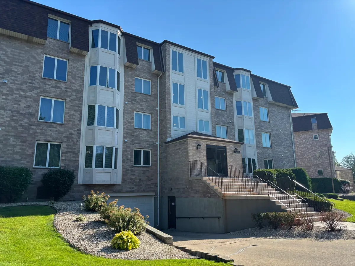 3660 186th Street #105, Lansing, IL 60438 - #1