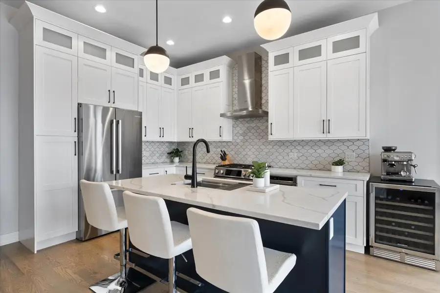 2446 W Augusta Boulevard #PH, Chicago, IL 60622 - #3