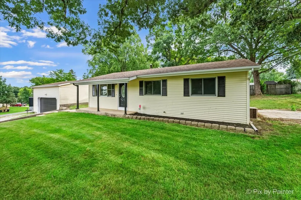 911 W Florence Street, McHenry, IL 60051 - #1