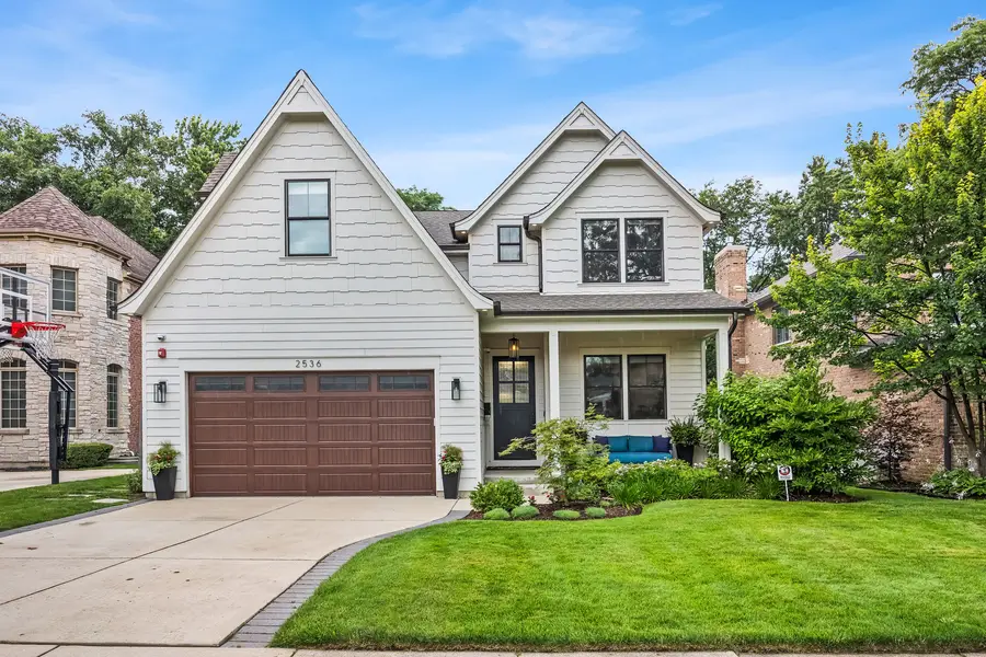 2536 Oak Avenue, Northbrook, IL 60062 - #2
