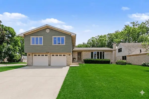 1621 N Belmont Avenue, Arlington Heights, IL 60004
