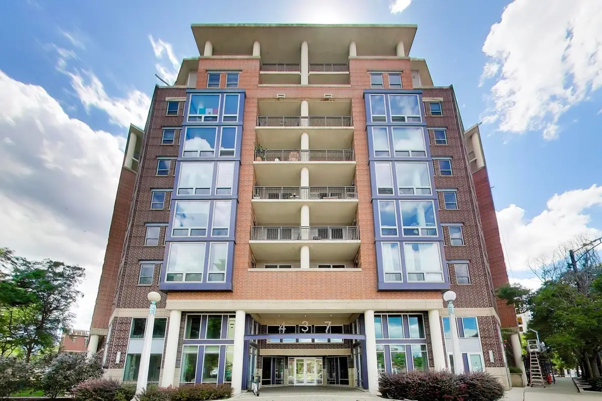 437 W Division Street #303, Chicago, IL 60610 - #1