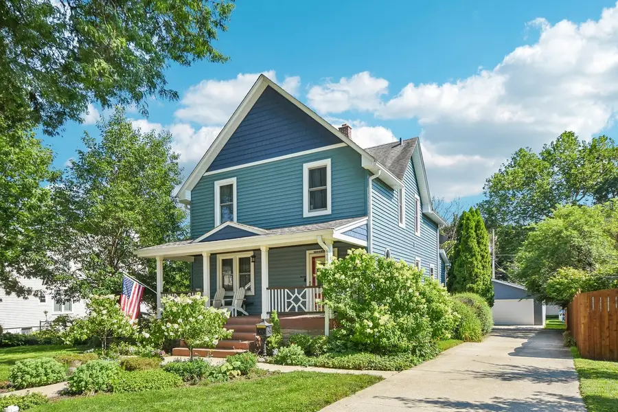 35 W Elm Avenue, Roselle, IL 60172 - #3