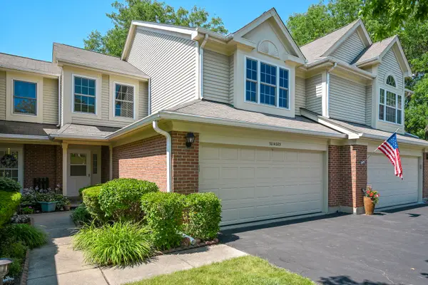 30W023 Laurel Court, Warrenville, IL 60555