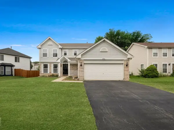 674 Maple Drive, Streamwood, IL 60107