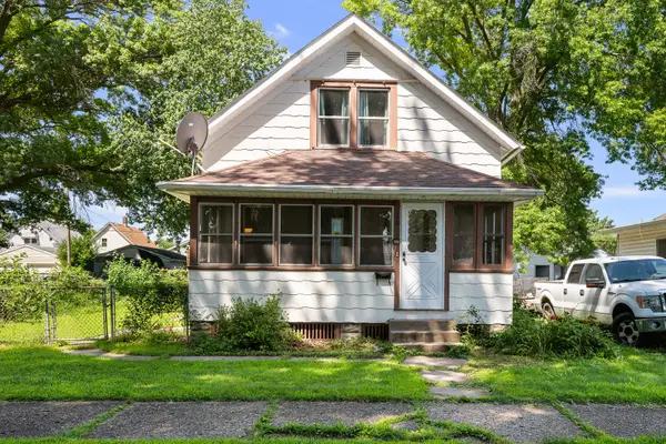 1815 4th Street, Moline, IL 61265