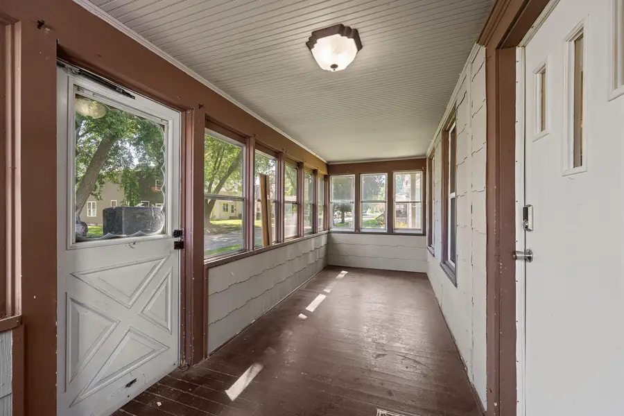 1815 4th Street, Moline, IL 61265 - #2