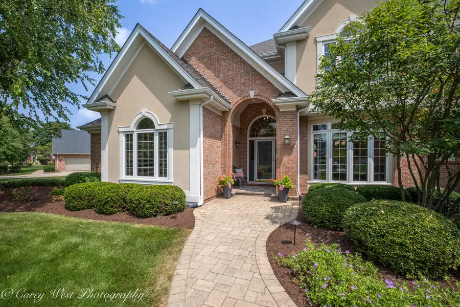 4N843 W Woods Drive, Saint Charles, IL 60175 - #3
