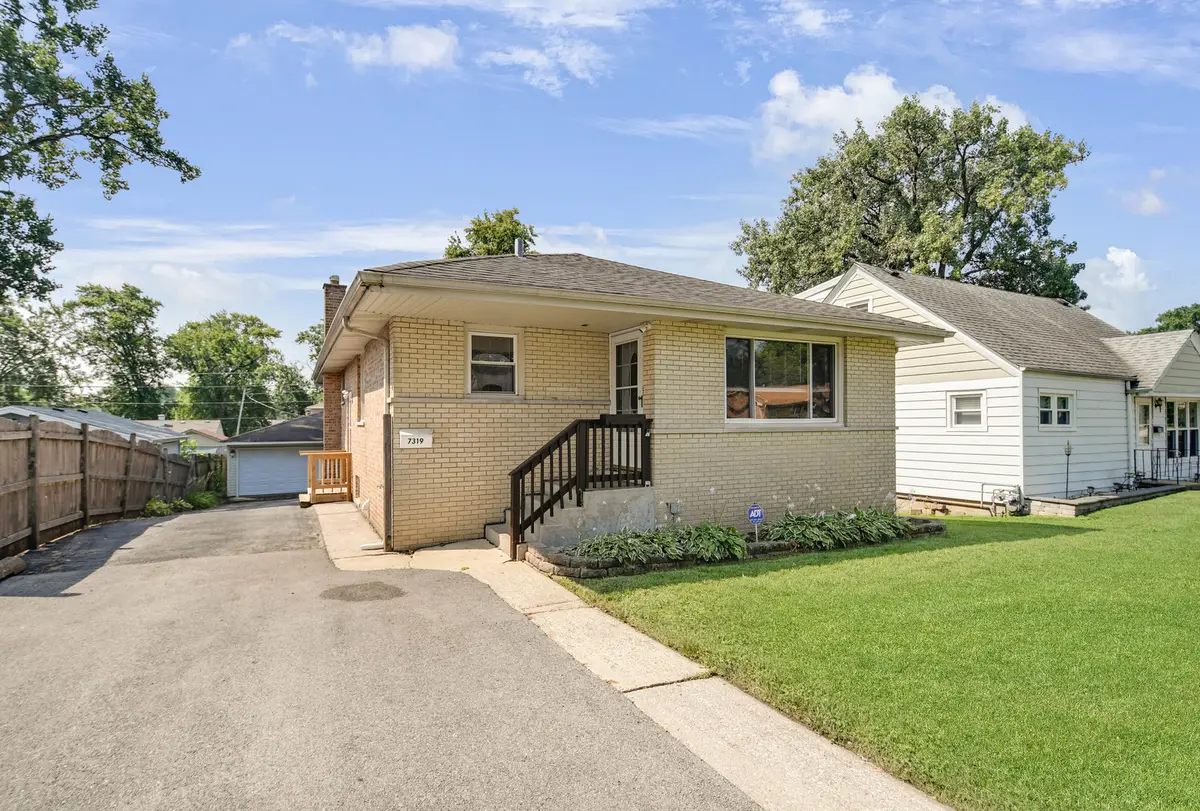 Address Withheld By Seller, Worth, IL 60482 - #1