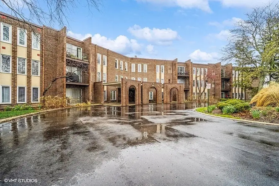 1450 Sandpebble Drive #227, Wheeling, IL 60090 - #1