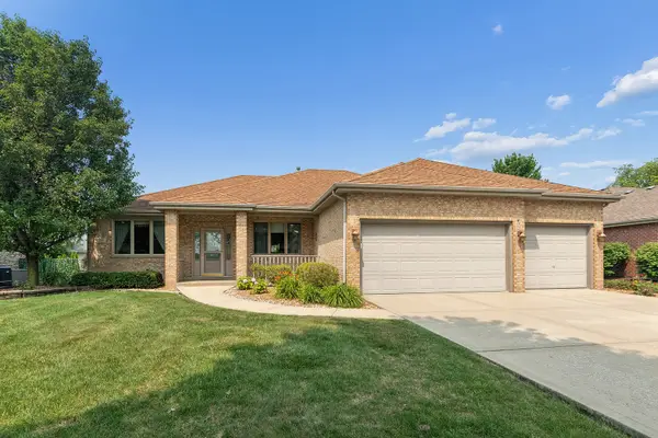 2310 Bluestone Bay Drive, New Lenox, IL 60451
