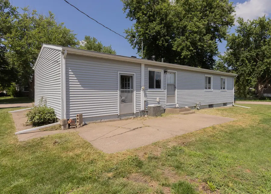 1805 Danbury Drive, Bettendorf, IA 52722 - #3