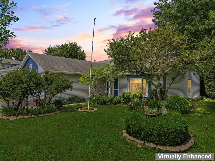 592 Bluff Street, Carol Stream, IL 60188 - #3
