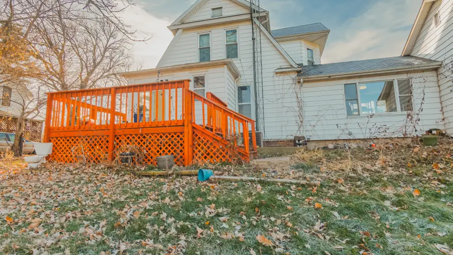 206 W 1st Street, Lostant, IL 61334 - #2