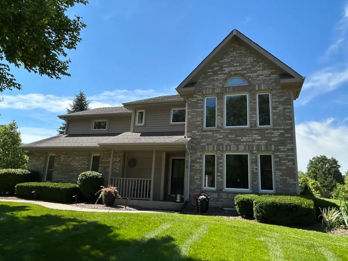 829 Kent Circle, Bartlett, IL 60103 - #1