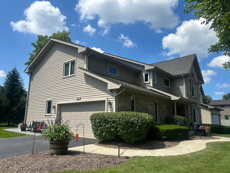 829 Kent Circle, Bartlett, IL 60103 - #2