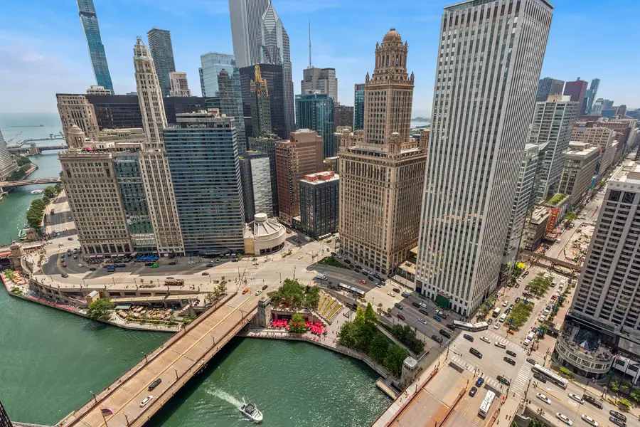 300 N State Street #4333, Chicago, IL 60654 - #2