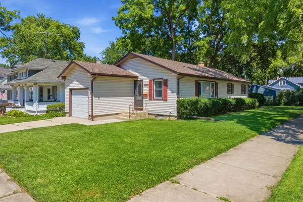 1003 Bellevue Avenue, Elgin, IL 60120