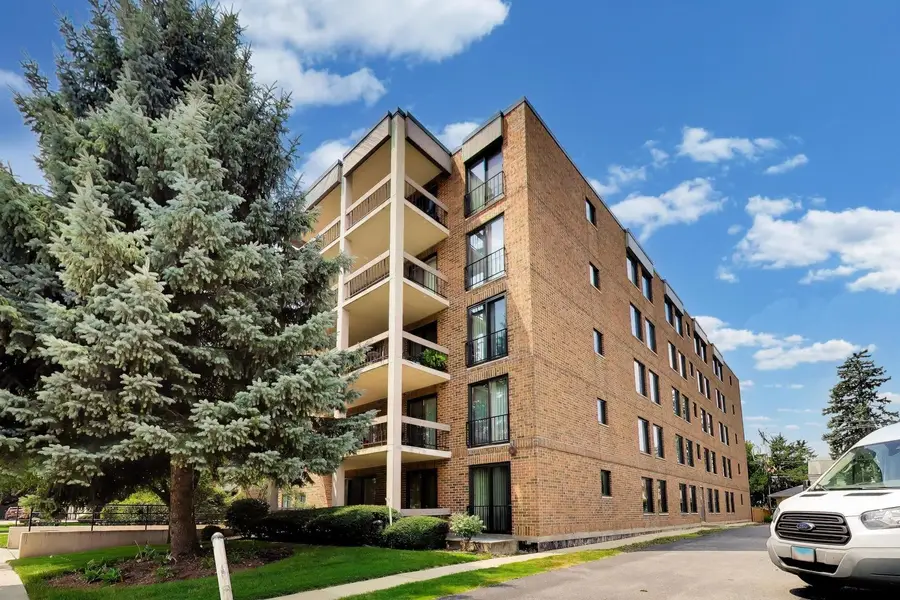 1020 N Harlem Avenue #2F, River Forest, IL 60305 - #3