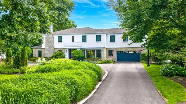 911 Oak Drive, Glencoe, IL 60022