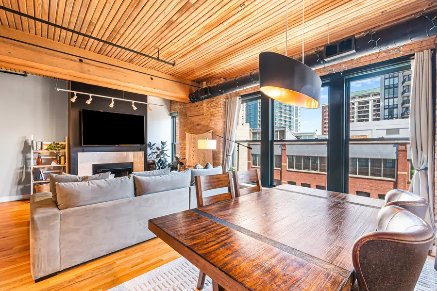 411 W Ontario Street #407, Chicago, IL 60654 - #3
